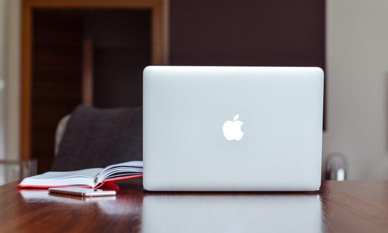 apple, macbook, notebook, computer, data, desk, education, information, internet, laptop, mac, notes, office, technology, workspace, home office, work from home, apple, apple, macbook, macbook, education, education, education, education, education, mac, mac